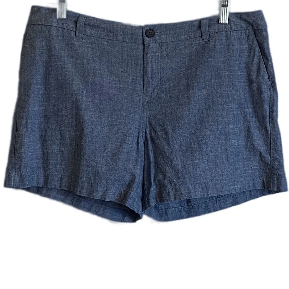Chambray Chino Shorts Delicate Blue Denim Lightweight Cotton Womens Size 12